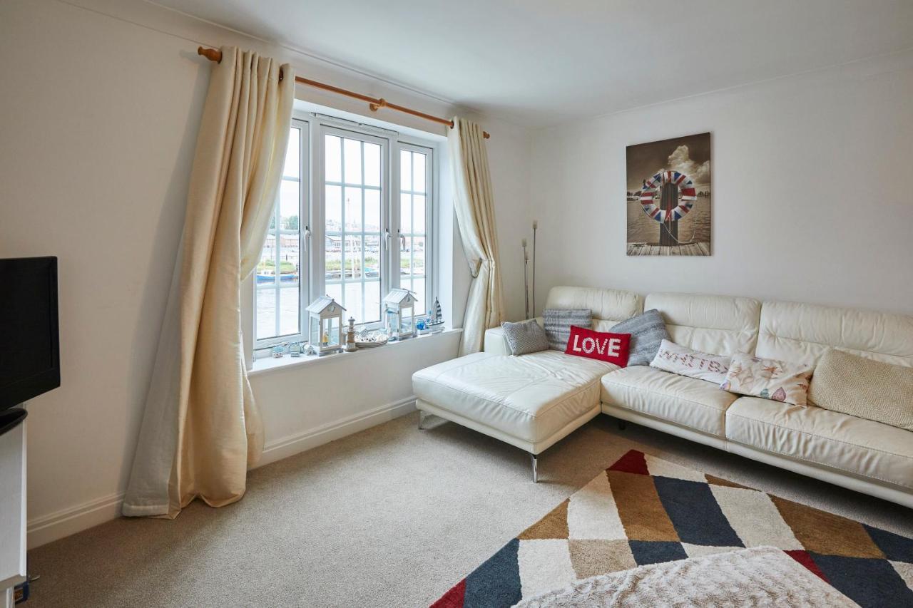 Host & Stay - Riverrun Whitby Exteriör bild